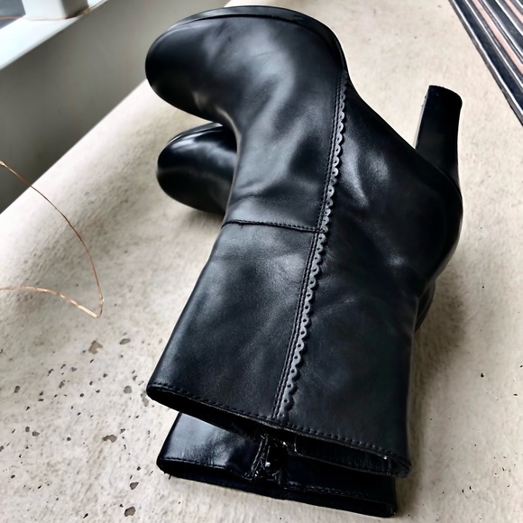 Charles by Charles David Boots Size 7 1/2 - Picture 7 of 15